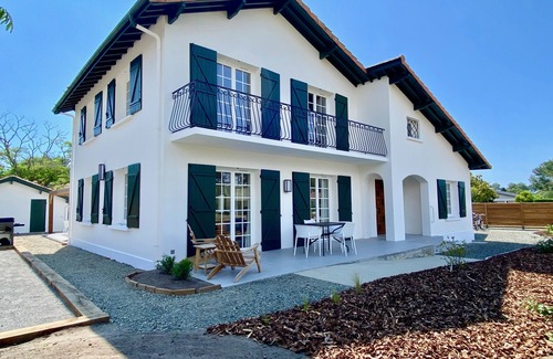 Mimizan Villa | Family villa close to the beach with heated pool