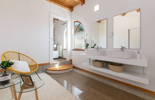 Trviz Cabin | Family villa for 12 people, quiet environment, large pool, beautiful view, large garden