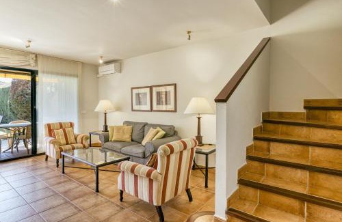 Navata House | Family villa in Torremirona Resort