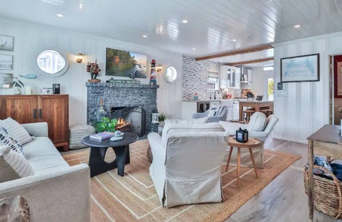 Port Hueneme House | Famous Captain's Bungalow