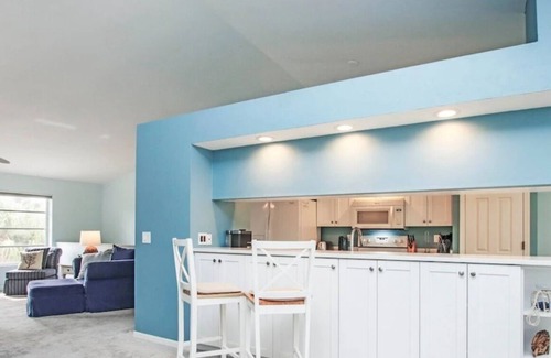 Sanibel House | Fantastic 3-bedroom beach house-Sanibel-monthly rentals only-between January>May