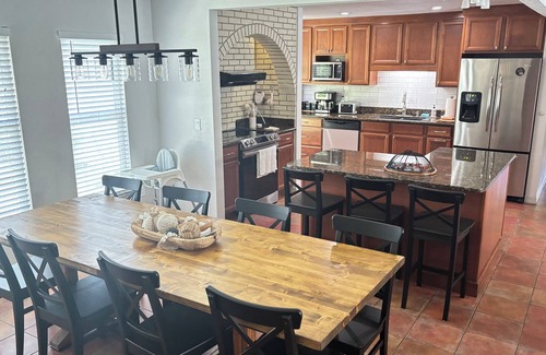 Lakeland House | Fantastic 4-bedroom house with AC in Lakeland