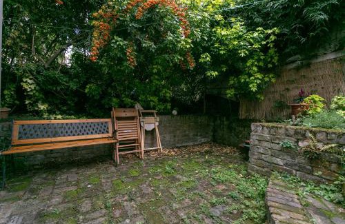 Finsbury Park Apartment | Fantastic and Bright 1 Bedroom Garden Flat