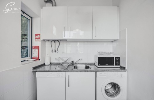 Santos Apartment | Fantastic apartment in the old town of Lisbon, capacity 7 people