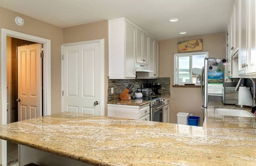 Cayucos Condo | Fantastic Condo with Forever Views in Cayucos