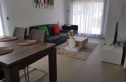 Torre de la Horadada Apartment | Fantastic 3 bedroom ground floor apartment, Torre de la Horadada (TH006)