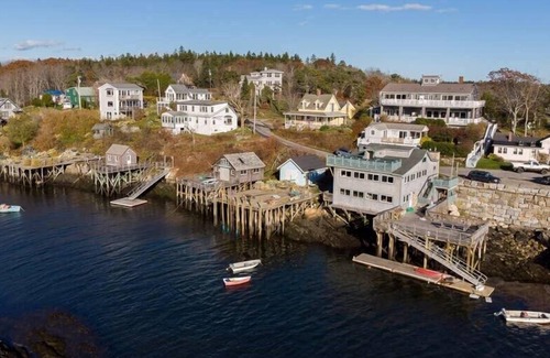 West Point House | Fantastic Home, Waterview's Galore