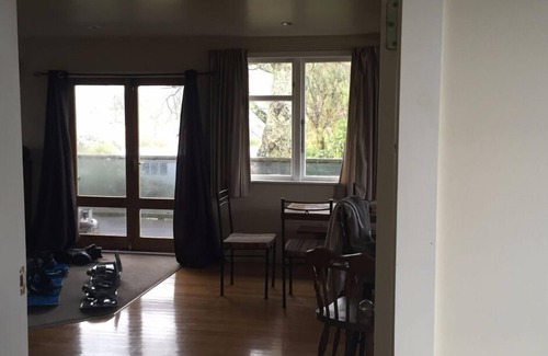 Ohakune House | Fantastic Lodge for Family or Groups.Drying Room and bike rack lockup