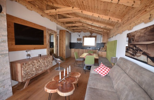 Albeck Apartment | Fantastic luxury chalet: valley & mountain views with sauna & fireplace, fully equipped