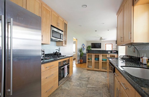 La Jolla Mesa House | Fantastic North Pacific Beach Cottage LAST MINUTE DEALS AVAILABLE!