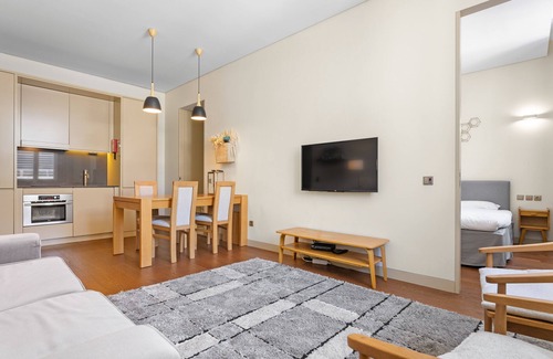 Sao Paulo Apartment | Fantastic two bedroom apartment near Timeout Market