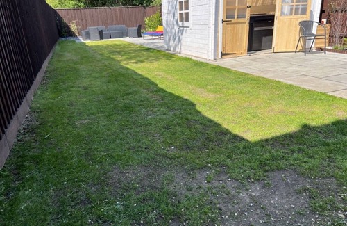Bournemouth House | Fantastic Villa Bournemouth - Spa, parking, large garden