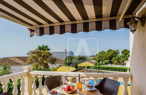 Urbanitzacio la Fustera House | Fantastic villa with sea views, lots of peace and quiet, large pool, close to the beach