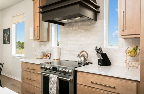 Fredericksburg House | Far View Hideout | 2/2, King Beds, Wifi, Fire-pit, Hot Tub