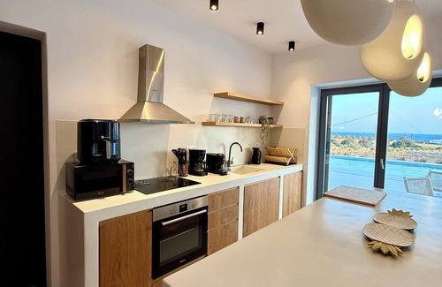 Aliki Villa | Faragas Hill Euphoria Villa