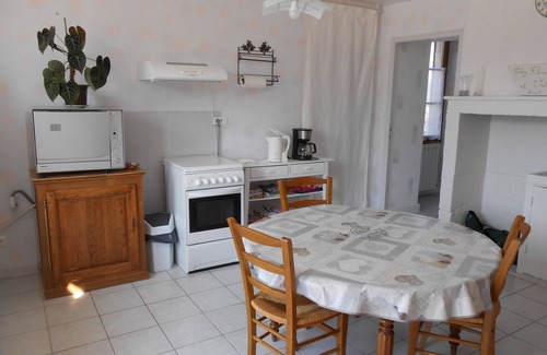 Sennevoy-le-Bas Cottage | Farm cottage in the countryside for a relaxing stay