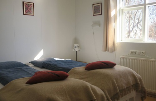 Borgarnes Cottage | Farm cottage with great view.