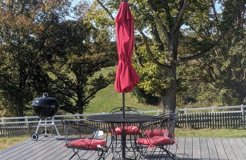Union Cottage | Farm Guesthouse with goats and sheep; close to canoe