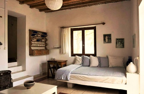 Milos Other | Farm House at the Rivari Estate (sleeps 8/10)