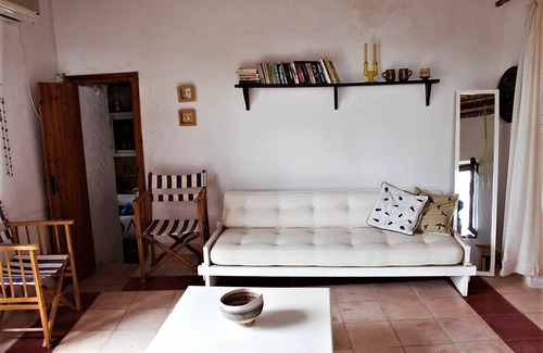 Milos Other | Farm House at the Rivari Estate (sleeps 8/10)