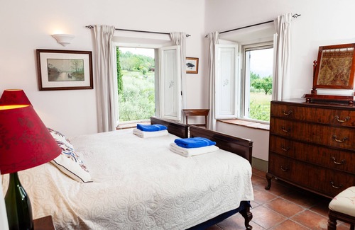 Molazzana Other | Farm house (Sleeps 10, 5 Bedrooms)