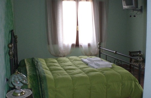 San Miniato Other | FARM-POOL. APARTMENT 5 + 2 pers. 2 BEDROOMS 2 BATHROOMS