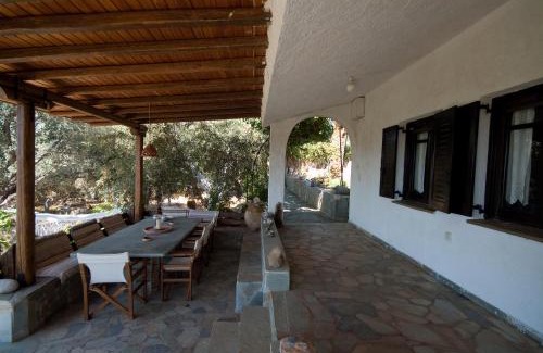 Karystos Villa | Farm Villa Dova