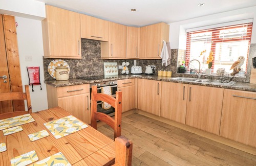 Allerston Cottage | FARM YARD COTTAGE, pet friendly, with a garden in Allerston