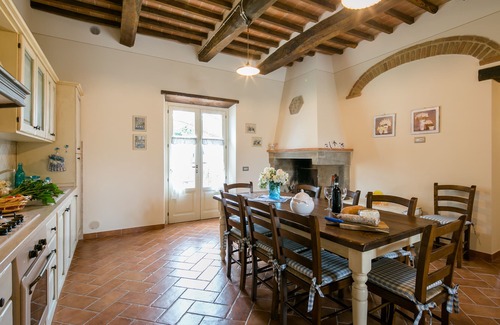 Cortona House | Farmhouse among olives trees and sunflowers- private pool and garden