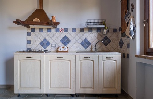 Manciano Other | Farmhouse 'Aria - Agriturismo La Svolta' with Shared Garden, Wi-Fi and Air Conditioning