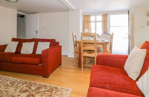 Braithwaite Cottage | FARMHOUSE COTTAGE, pet friendly, with a garden in Braithwaite