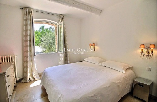 Lourmarin Other | Farmhouse for rent in Lourmarin, a haven of peace on the edge of the southern Luberon region