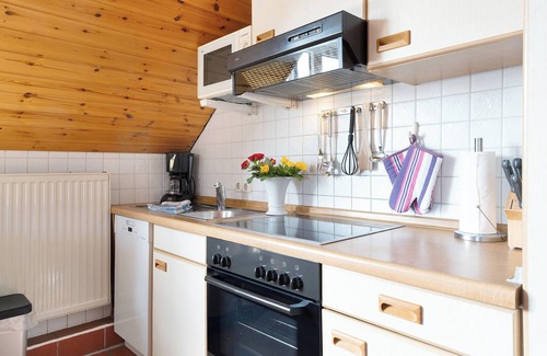 Brodersdorf Other | Farmhouse 'Hof Voege Ferienwohnung 6' with Shared Garden and Wi-Fi