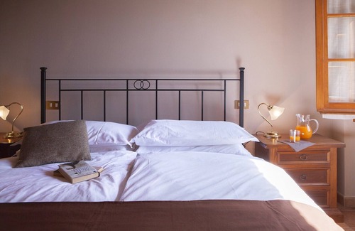 Arezzo Other | Farmhouse in Campriano with Pool & Wine Tours