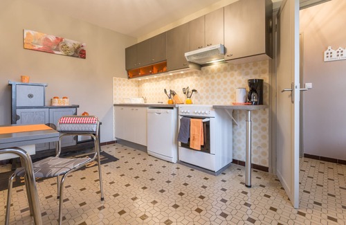 Quincy-le-Vicomte Cottage | Farmhouse in Burgundy 5 to 7 people. space & comfort