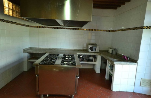 Chianni House | Farmhouse in Pisan Hills with Pool