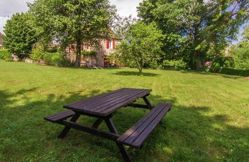 Saint-Cybranet House | Farmhouse in Saint Cybranet with Private Garden