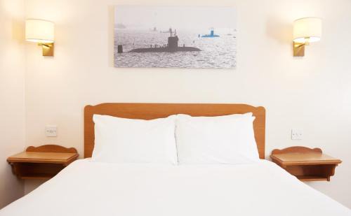 Portsmouth Hotel | Farmhouse Innlodge by Greene King Inns