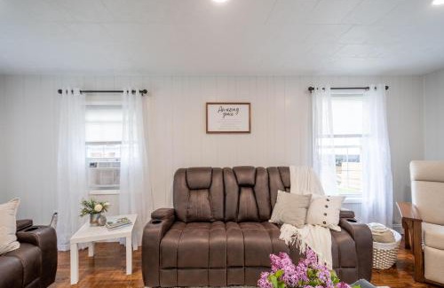 Winesburg House | Farmhouse of Blessings