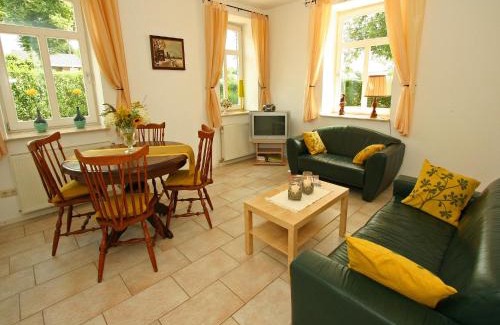 Beertsenhoven House | Farmstay with Garden Views, cleaning included