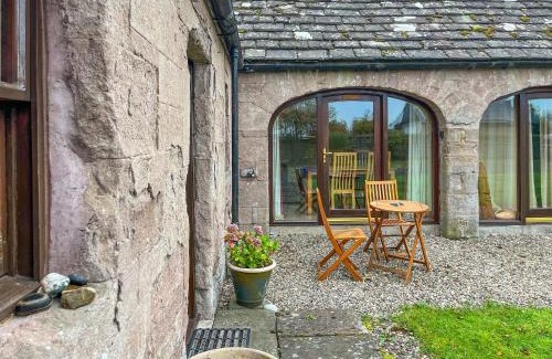 Forfar House | Farmtoun Cottage
