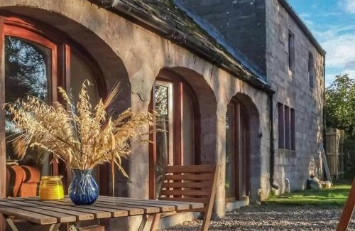 Forfar House | Farmtoun Cottage