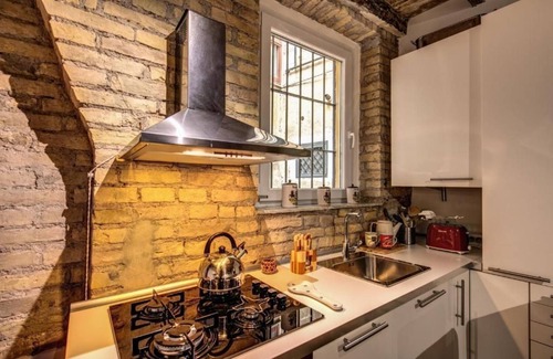 Trastevere House | Farnese House in Rome