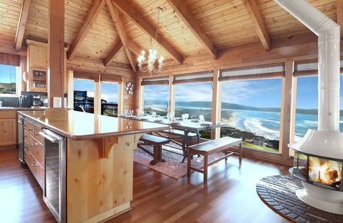 Dillon Beach House | Farol-It's Never Not About the Views of the Beach