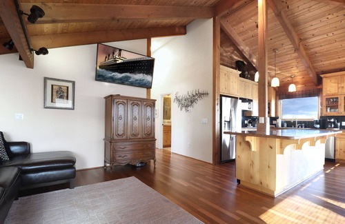 Dillon Beach House | Farol-It's Never Not About the Views of the Beach