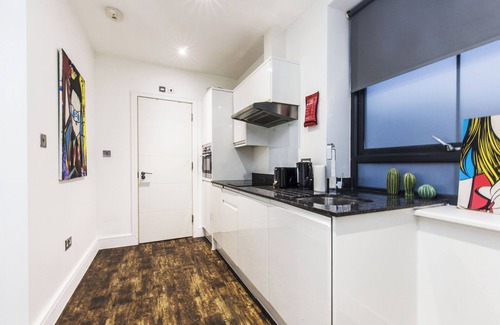 Harringay Apartment | Fast Wifi 8 Tube 8 Parking