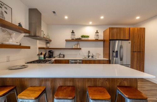 Sugar House House | Fast Wifi | Downtown |Ski Crew | Navien Nooks