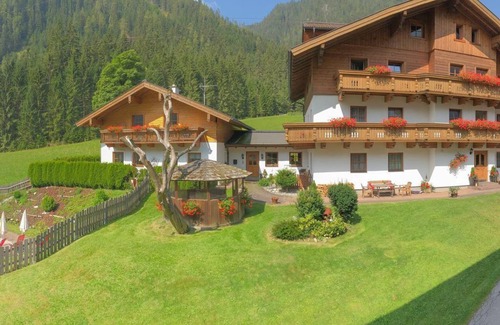 Flachau Other | Faulkogl (4-5 persons/2 bedrooms, 1 WC, 2 bathrooms) - Apartments Hinterrohr