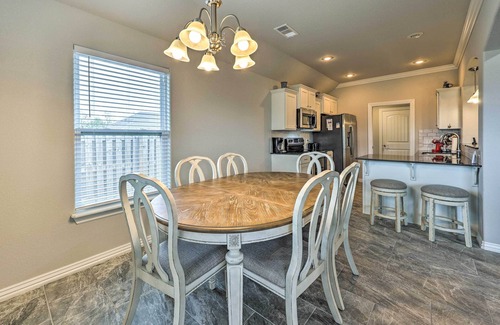 Fayetteville House | Fayetteville Home: Near University & Biking Trails