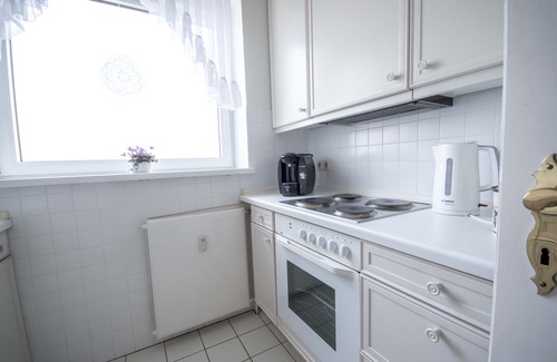 Sahlenburg Apartment | FB 12.01 - Lovingly furnished apartment with a beautiful sea view